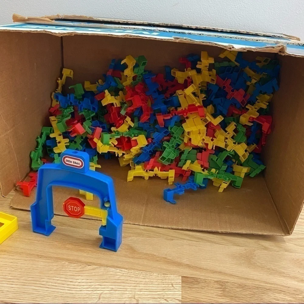 Vintage Little Tikes Track System Toy Play Set Building